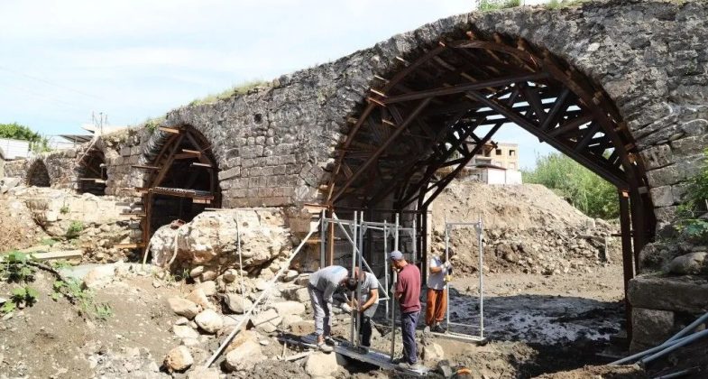 PAYAS’TA İPEK YOLU KÖPRÜSÜNDE RESTORASYON