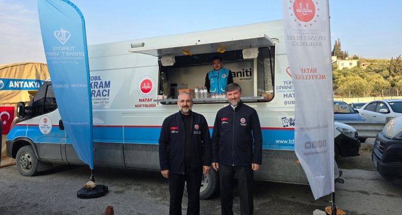 Hatay’da Suriyeli Muhacirlere İkram Hizmeti Devam Ediyor