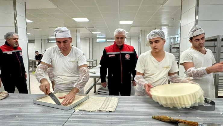 HATAY’DA YILBAŞI ÖNCESİ TATLI İMALATHANELERİNE SIKI TAKİP