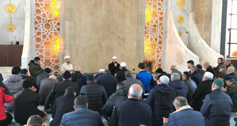 Üç Aylar Sabah Namazı Buluşması Nihal Atakaş Camii’nde Yapıldı