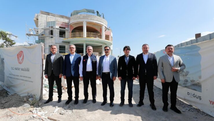 Bakan Yardımcısı Karaloğlu, Hatay’daki Tarihi Yapılarda İncelemelerde Bulundu